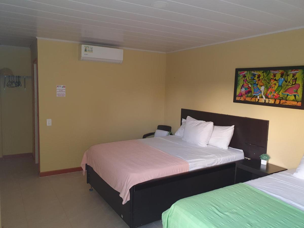 Victoria'S Gennie Bay Village Hostal San Andrés Eksteriør bilde