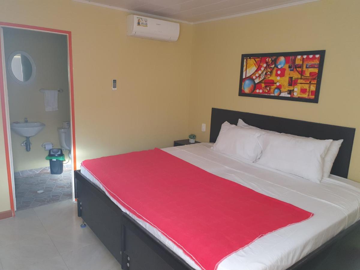 Victoria'S Gennie Bay Village Hostal San Andrés Eksteriør bilde