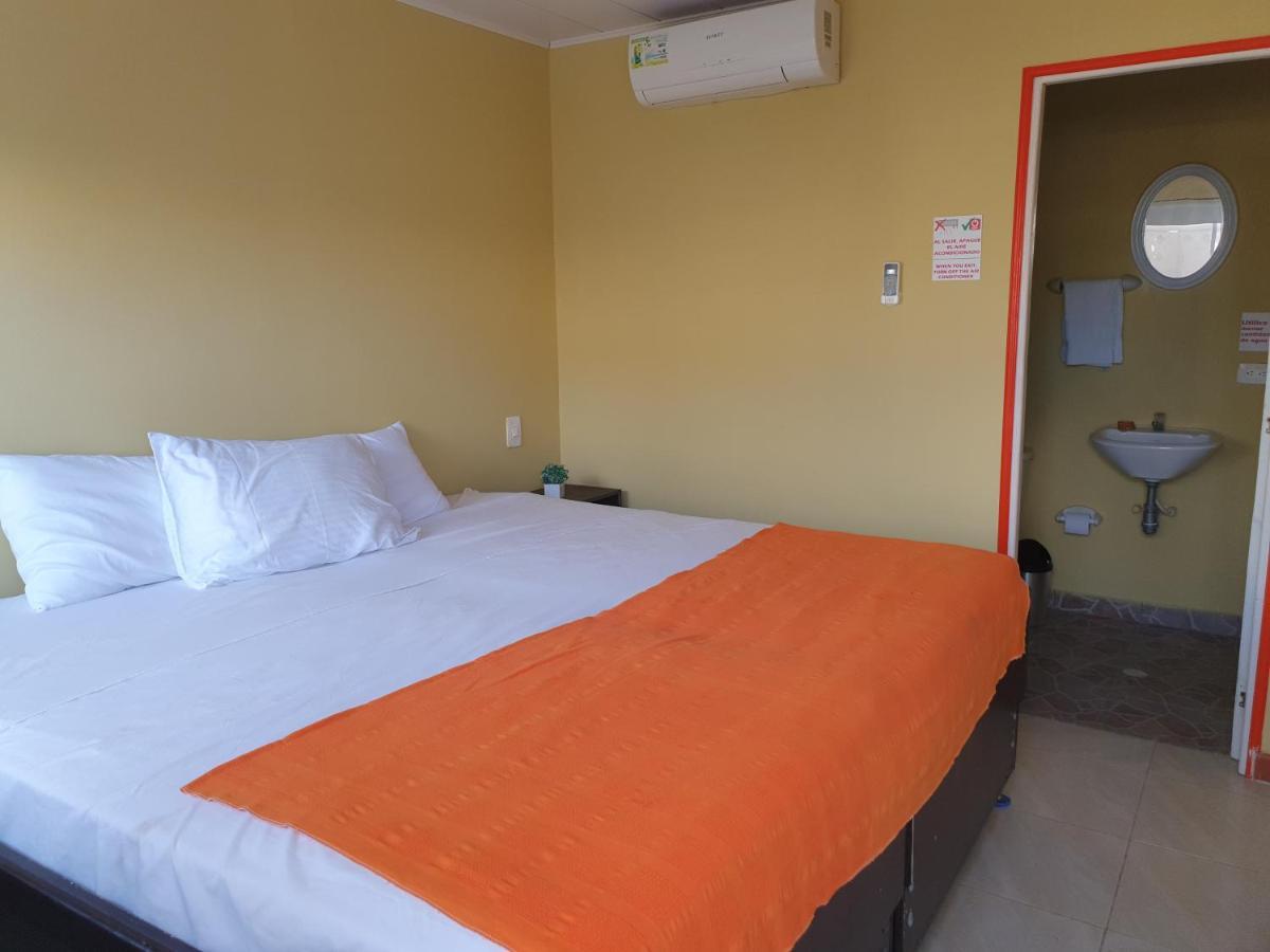 Victoria'S Gennie Bay Village Hostal San Andrés Eksteriør bilde